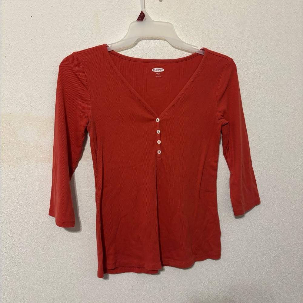 Women's coral V-Neck Button Top